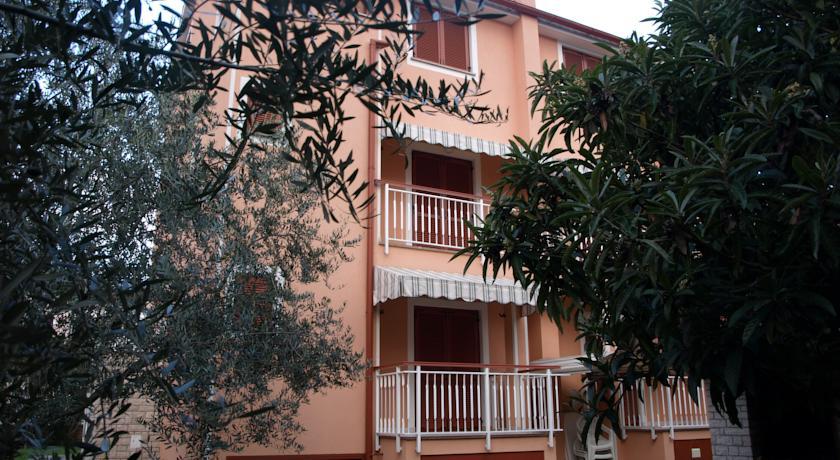 Apartments Zdjelar Пореч Экстерьер фото